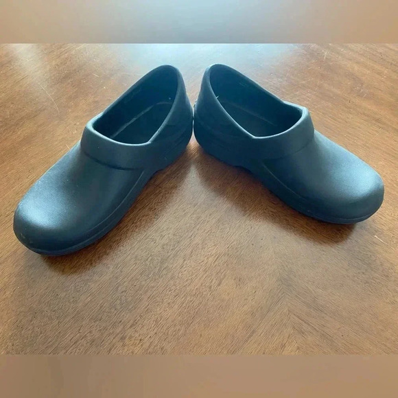 Crocs Neria Pro II Clogs Slip Resistant Work Shoes Like New Black Women's 5 NWOT - Picture 4 of 9